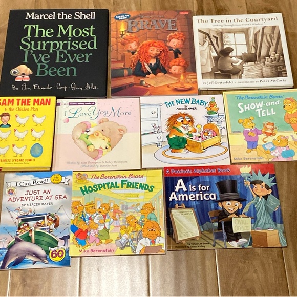 10 Assorted Children’s Books Pre-Owned Very Good Condition - Picture 1 of 11